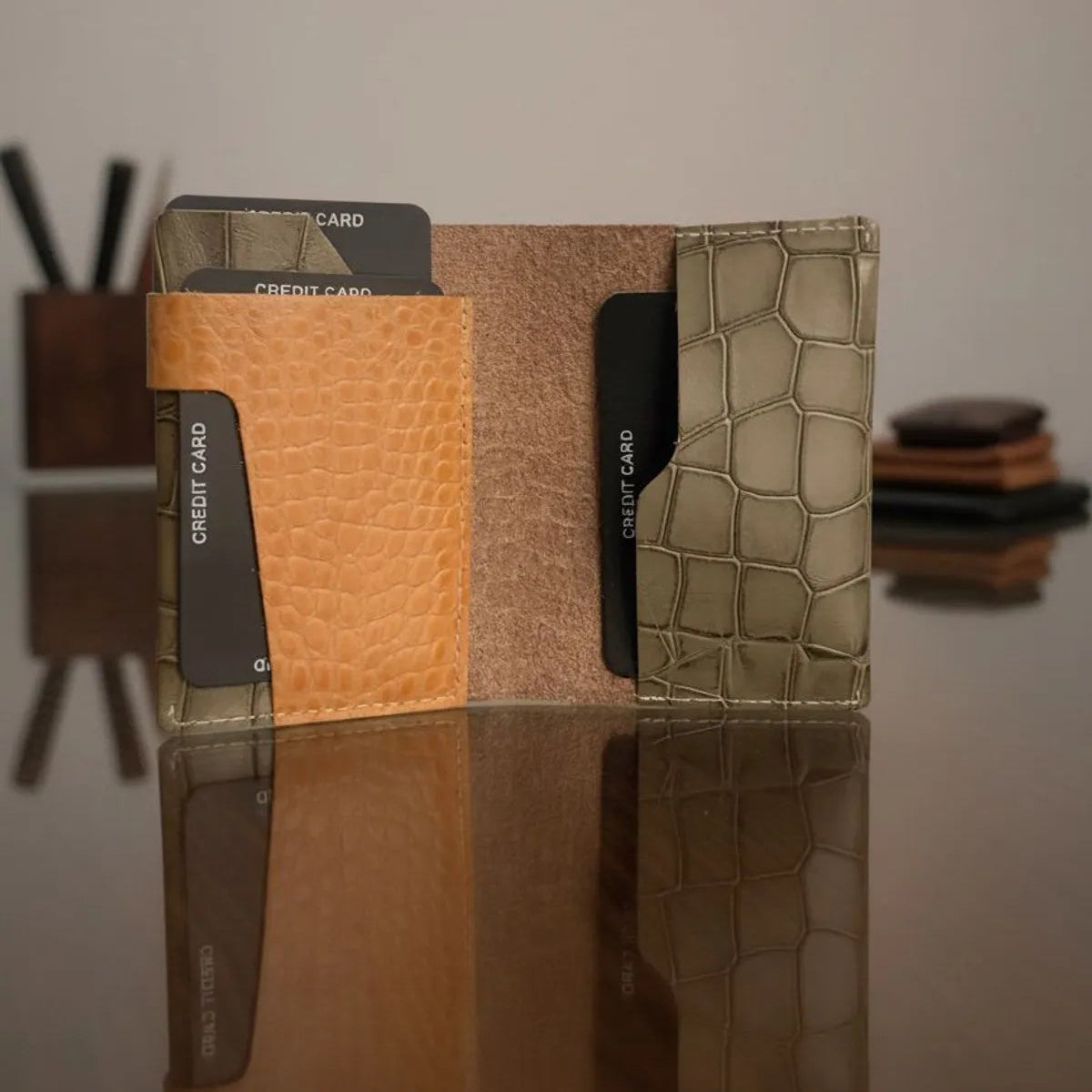 Brown Croco Pattern Genuine Leather Slim Minimalist Pocket Multi-Card Slots, Key-Ring Loop Premium Handcrafted Design Wallet Card Holder For Men & Women